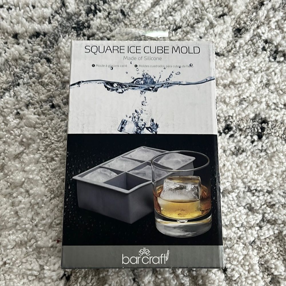 Square ice cube mold- brand new